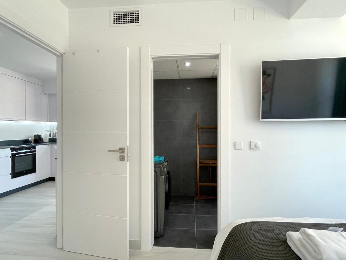 Modern Place City & Beachlife In Heart Of Torremolinos By Solrentspain Apartamento Exterior foto